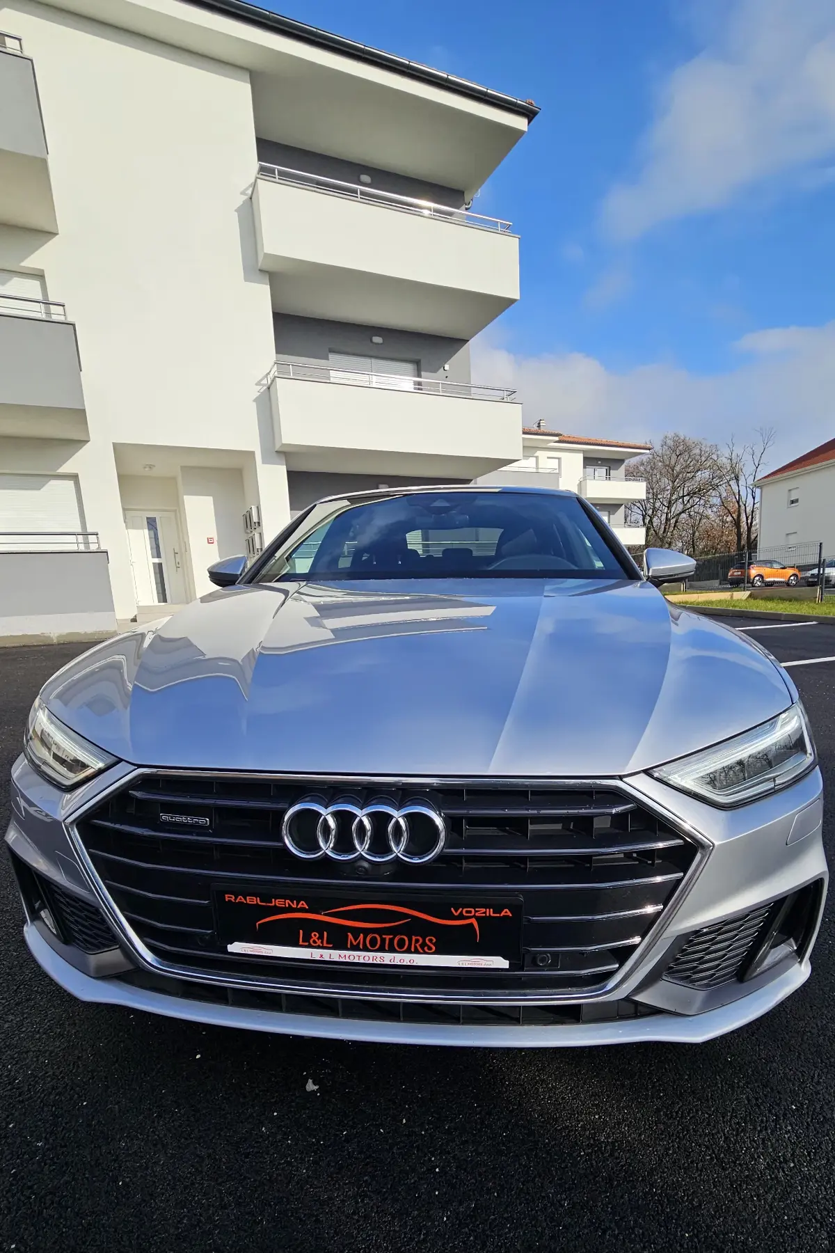 L&L Motors slika u galeriji broj: 8